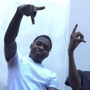 Meet your Posher, Devin